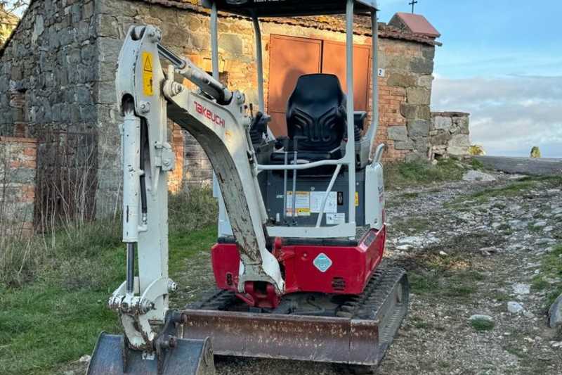 OmecoHub - Immagine TAKEUCHI TB215R